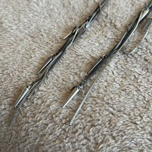 Extra long metal style earrings Retro 00’s HOT TOPIC